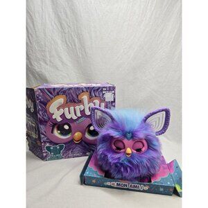 2023 Furby Purple Interactive Plush Toy FRENCH Speaking